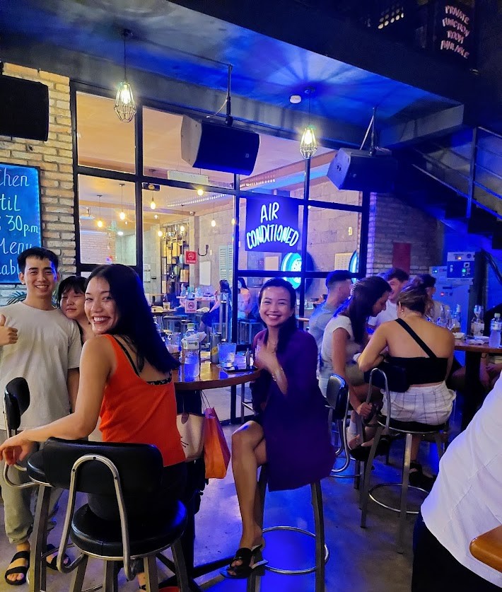Orient Bar Customer 3 Orient Bar Customer 3